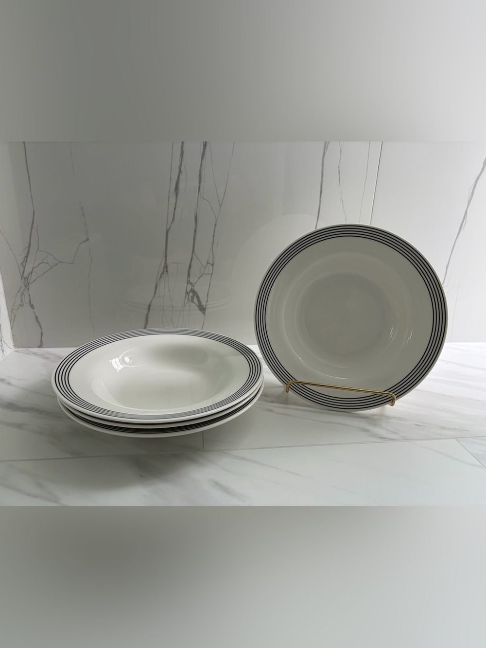 Set Of 4 Kate Spade Lenox White/Black Concord Pasta Soup Rim plates Bowls 9 1/2”
